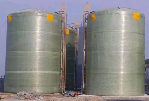 立式玻璃鋼罐生產技術
