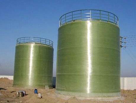 玻璃鋼儲(chǔ)罐體